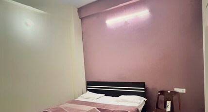 Hotel Shree Jeevan Dham Room Type - AC Room's