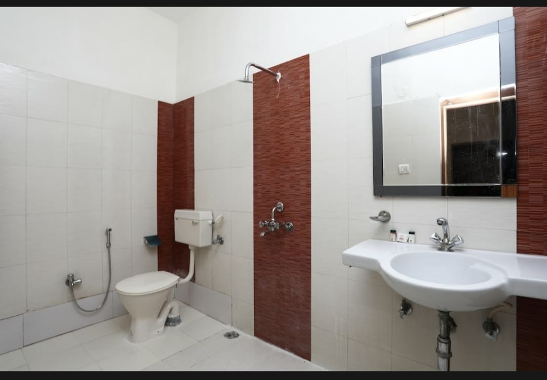 HOTEL MEEDO - Tap to explore photos