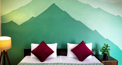 Wild Mountain Retreat Room Type - Spacious Mountain View Room