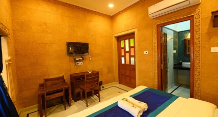 Gaji Hotel Room Type - Super Deluxe AC Room