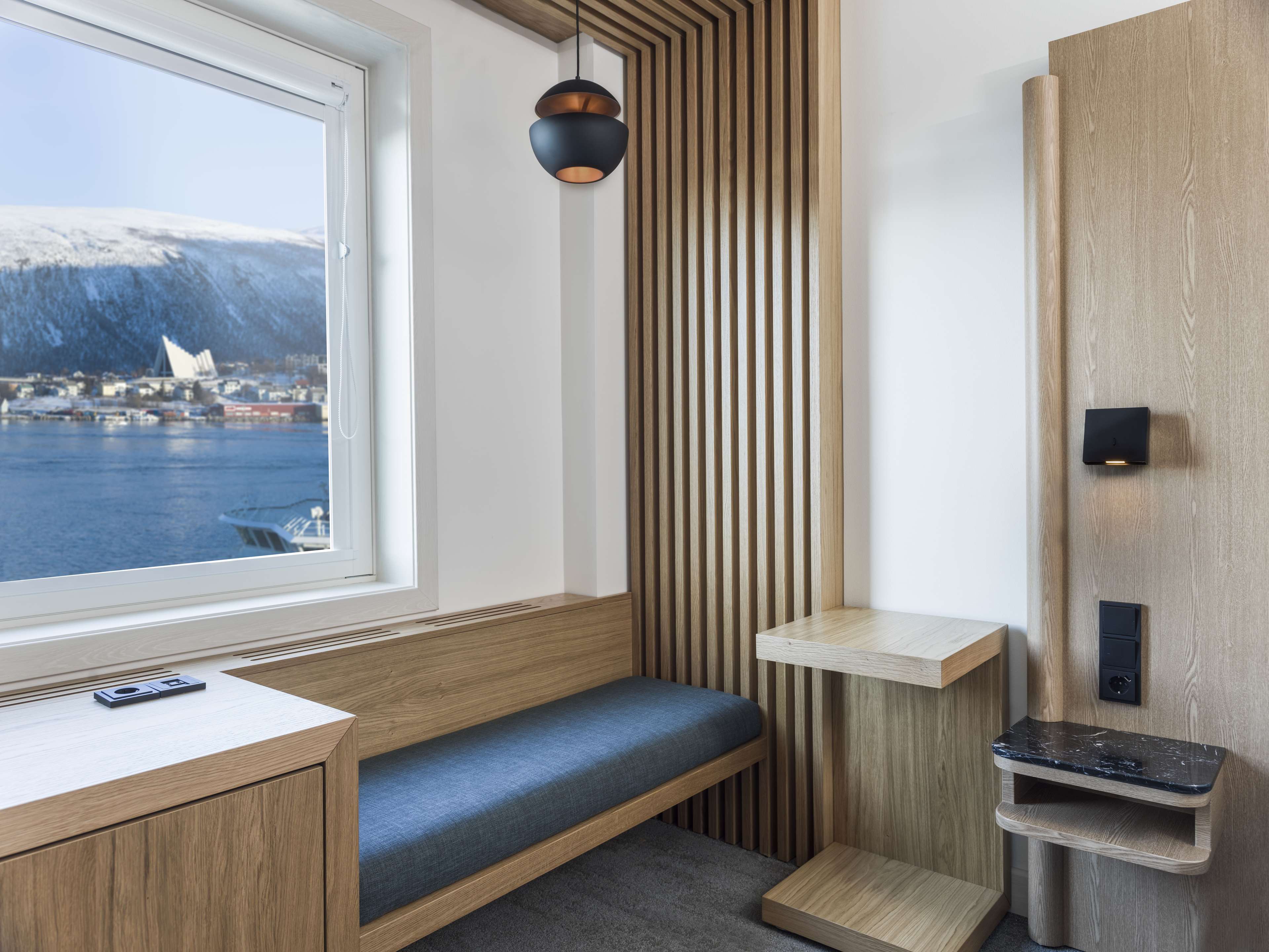 Radisson Blu Hotel, Troms - Tap to explore photos