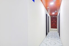 Townhouse Rising Surya Hotels