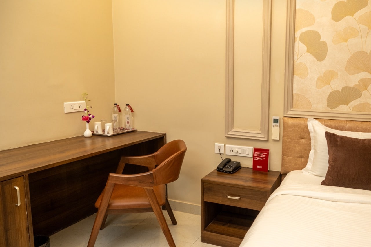 ODISSEY SUITES - Tap to explore photos