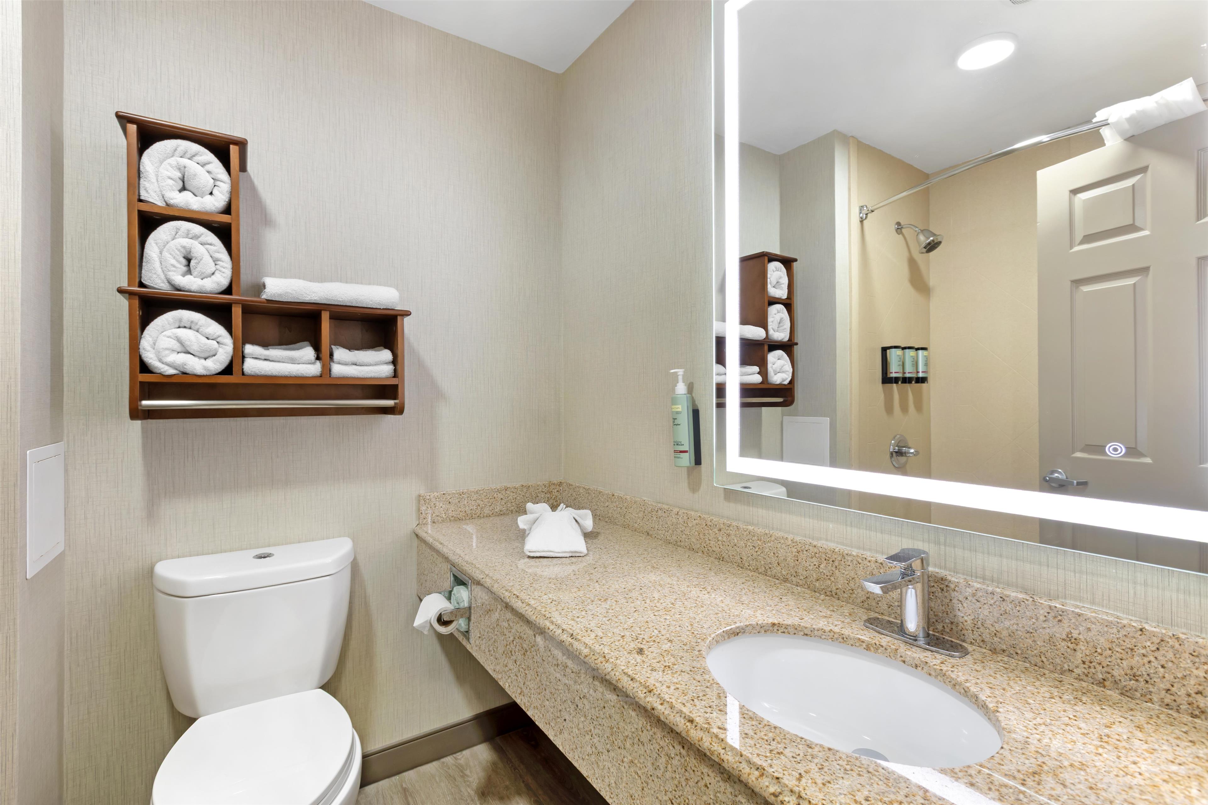 Best Western Cooperstown Inn & Suites - Tap to explore photos