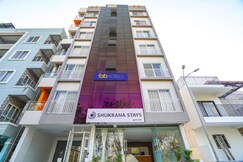 FabHotel Shukrana Stays