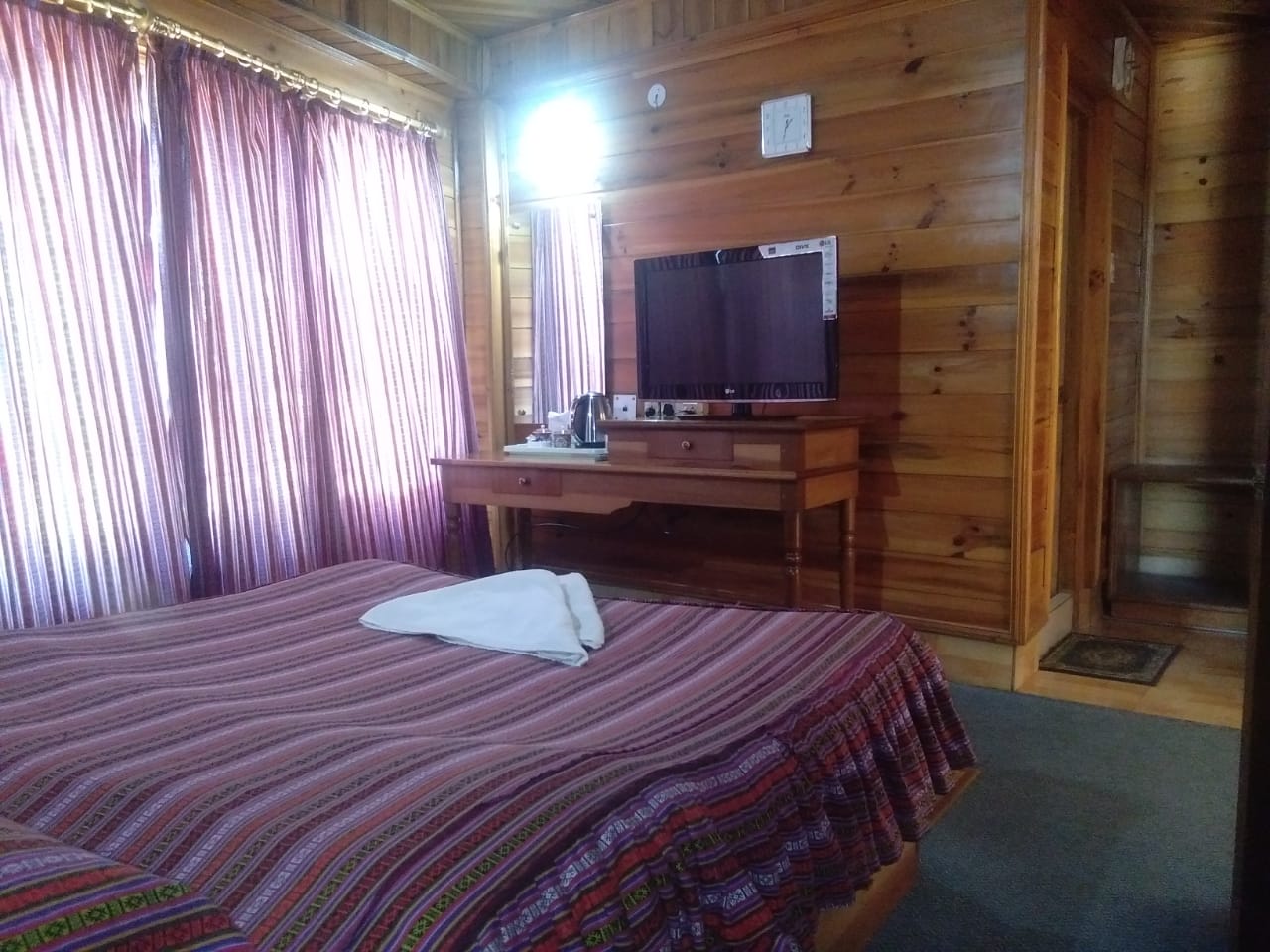Hospitality Inn Bomdila (2) - Tap to explore photos