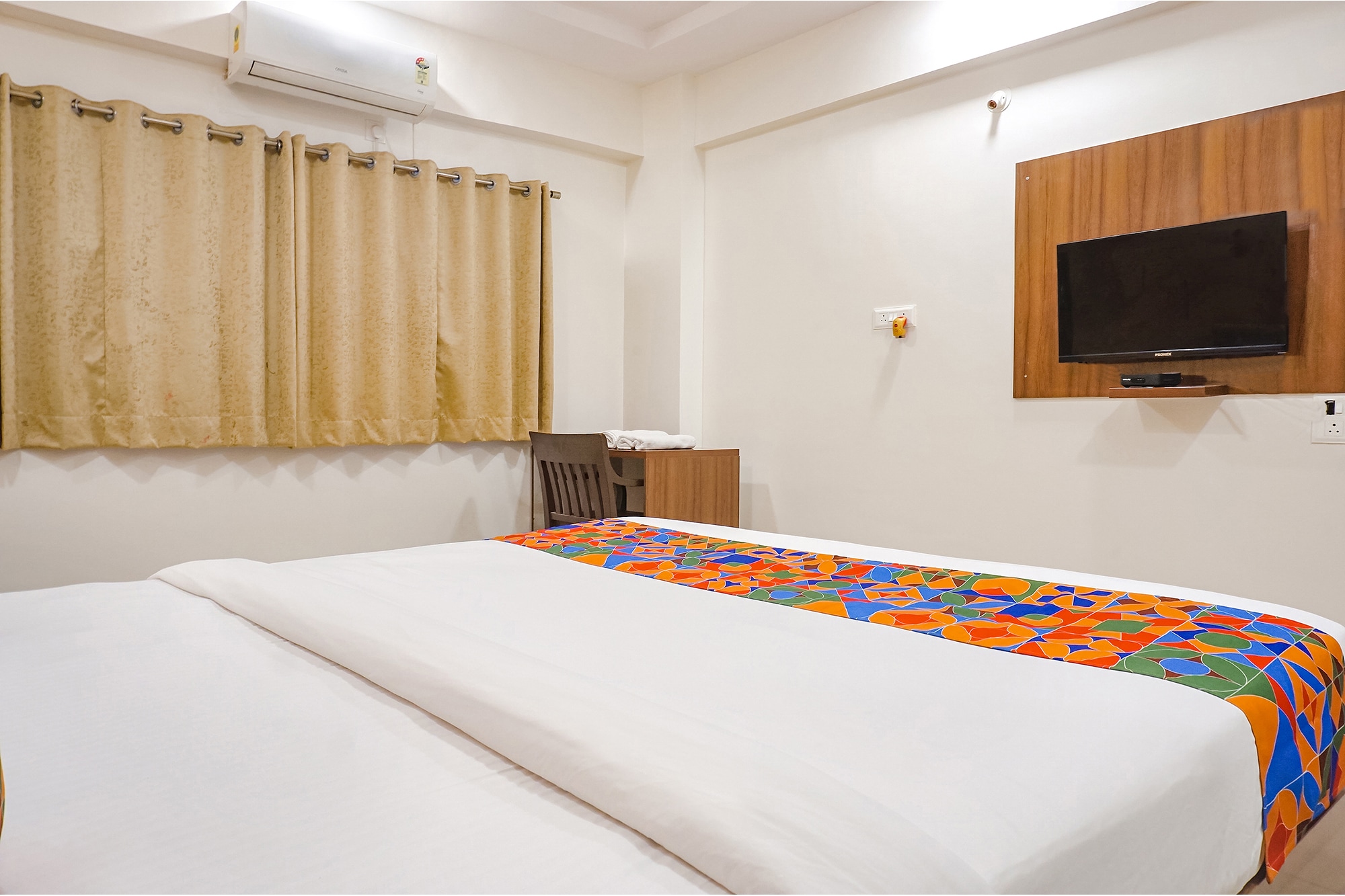 FabHotel Embassy - Nr. Amanora Mall, Pune - Tap to explore photos