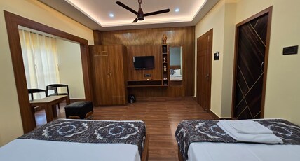 Hotel The Dibrugarh Inn Room Type - Bedroom 1