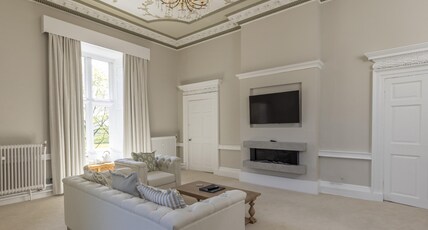 Best Western Walworth Castle Hotel Room Type - Suite-1 Double Bed, Non-Smoking, Superior Room, Main Castle Building, Four-Poster Bed Best Western Walworth Castle Hotel Room Type - Suite-1 Double Bed, Non-Smoking, Superior Room, Main Castle Building, Four-Poster Bed