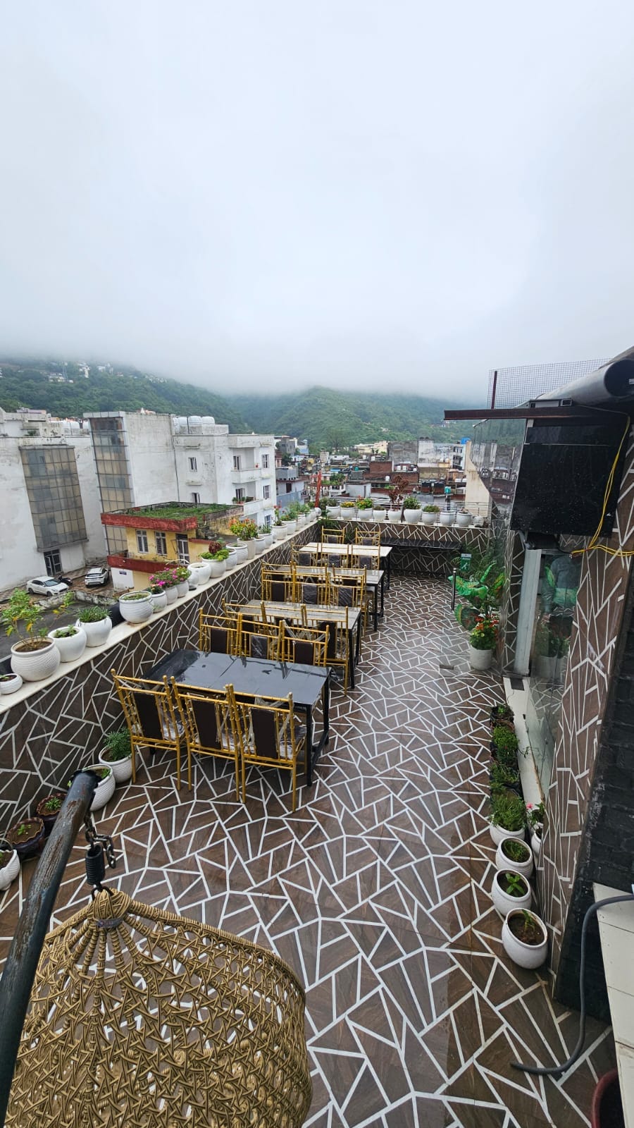 Hotel Mahesh Residency - Tap to explore photos