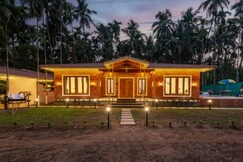 Luxury 5BHK Villa with Private Pool Outdoor Dine