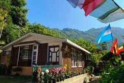 Travellers Homestay