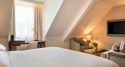 Brunfels Hotel, In The Unbound Collection By Hyatt Room Type - JUNIOR SUITE DELUXE WITH 1 KING BED