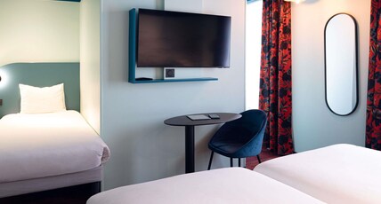 Ibis Styles Paris Batignolles Room Type - Standard Room with 3 single beds Ibis Styles Paris Batignolles Room Type - Standard Room with 3 single beds