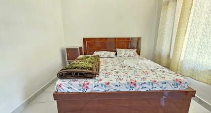 KAILASH DARSHAN HOME STAY Room Type - Bedroom 2