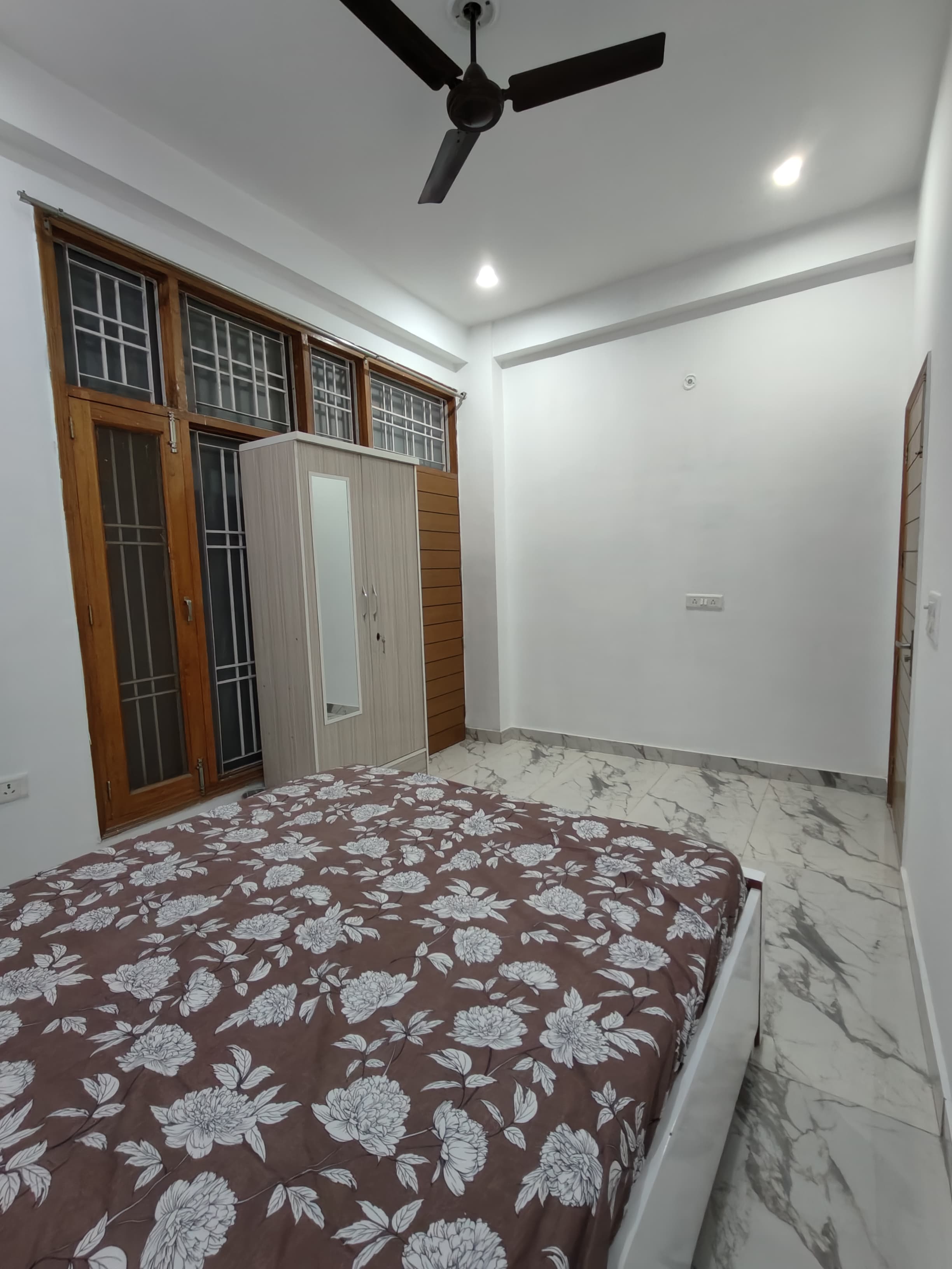 Srivastav's homestay - Tap to explore photos