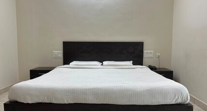 Hotel O SAR Residency Room Type - Classic