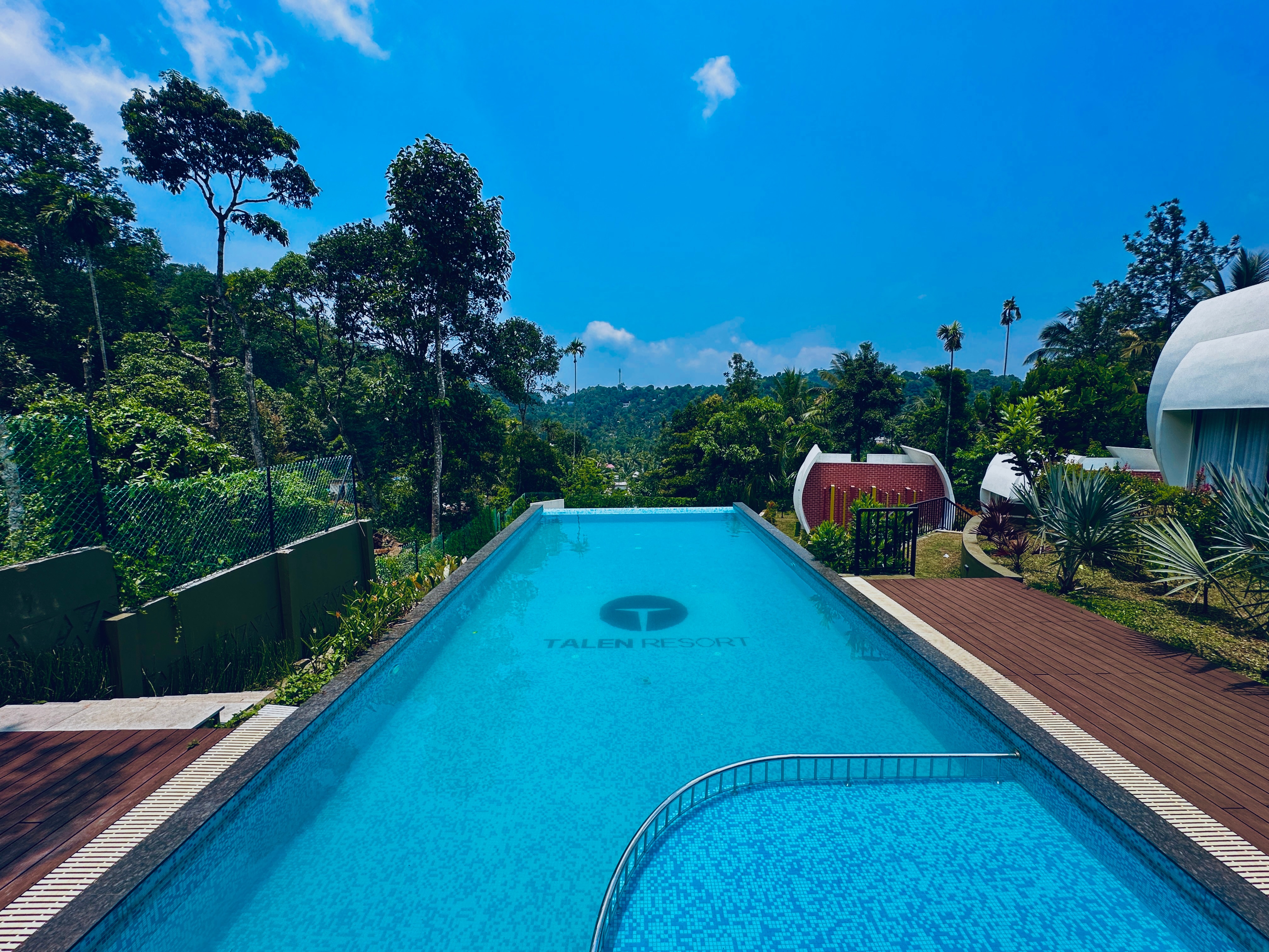 Talen Resort - Tap to explore photos