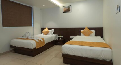 Hotel Happy Day Room Type - AC Deluxe Room (3 Pax only)