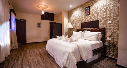 Hotel creek panjim Room Type - Suite Room