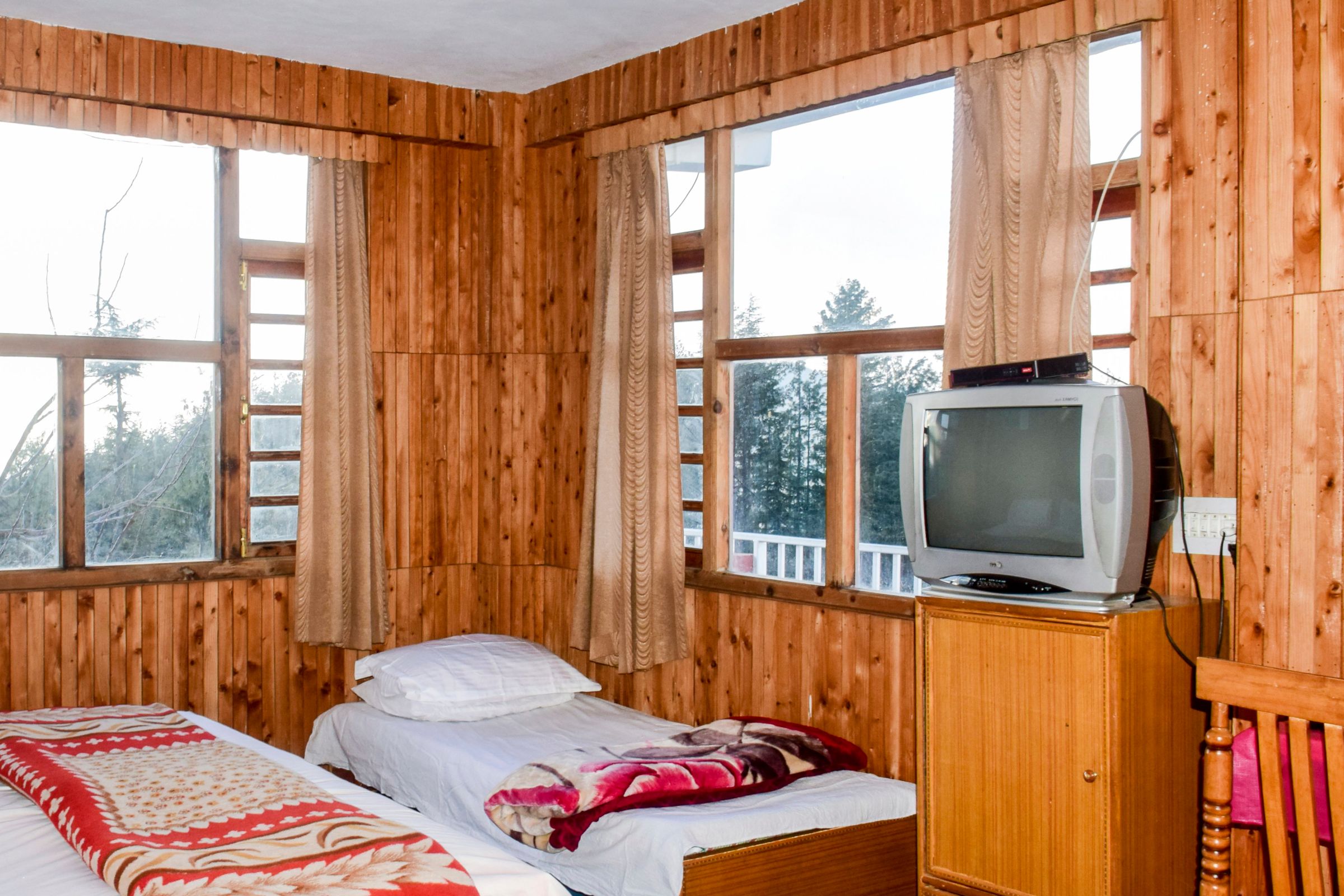 Northmoon Homestay - Tap to explore photos