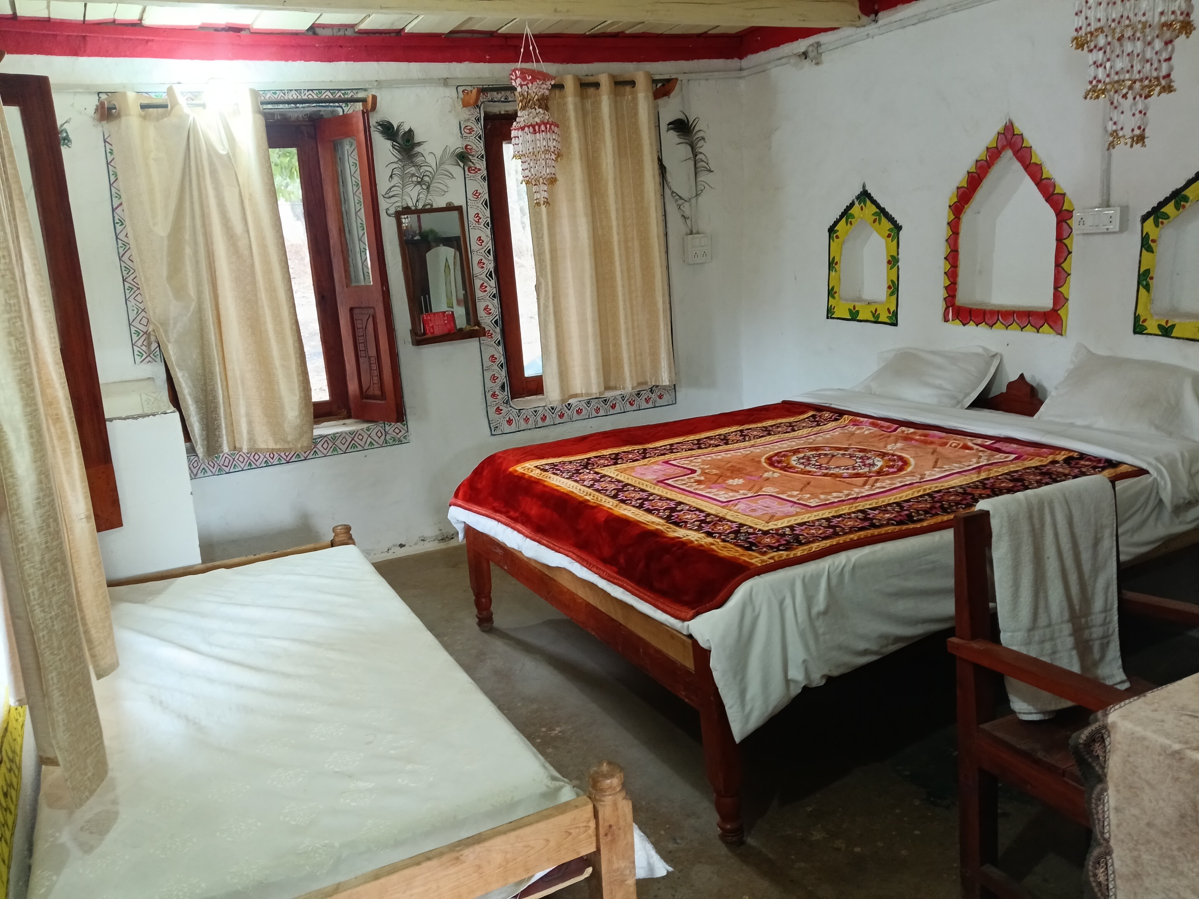 Dudhi Mata home stay chamtipur Patalkot - Tap to explore photos