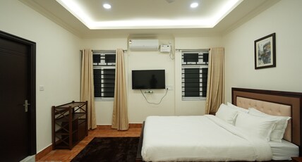 Quality Inn Room Type - Deluxe Room