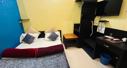 HOTEL ASHOKA GRAND Room Type - Standard Non AC Queen Bed