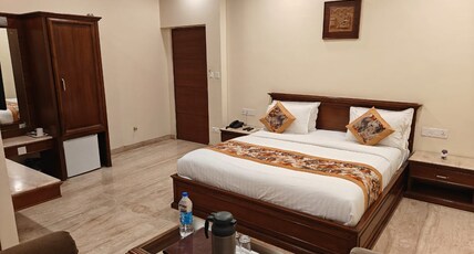 Hotel Silver Oak (A Boutique Garden Hotel) Room Type - Super Deluxe Room (Garden View)