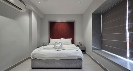 Mukut Mani Regency Room Type - Premium Vista Single Room