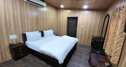 Hill 'N' You - A Boutique Garden Resort Room Type - Corner Deluxe AC Room