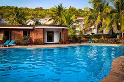 Villa Juniper 3 BHK Villa next to Club Cabana by Cuckoobarra Homes