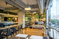 Graph Hotel