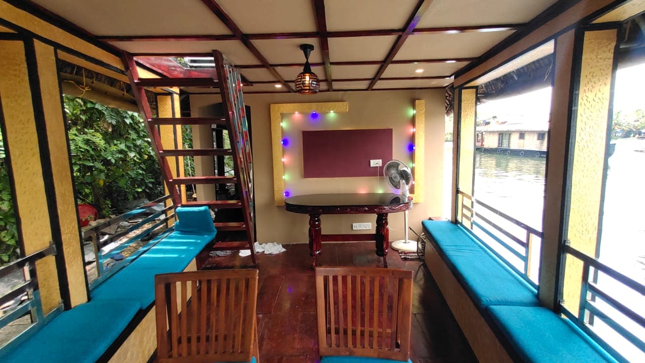 SREEKRISHNA HOUSEBOATS - Tap to explore photos