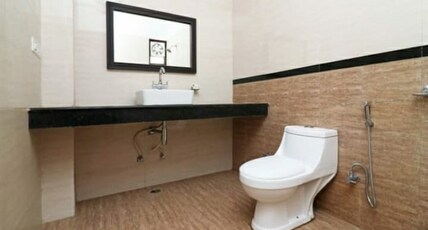 Hotel Neena Palace Room Type - Standard Room