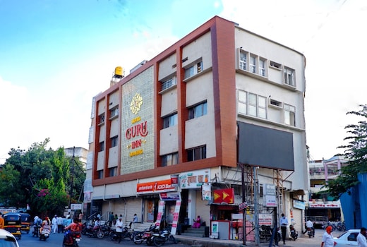 Hotel Guru Inn