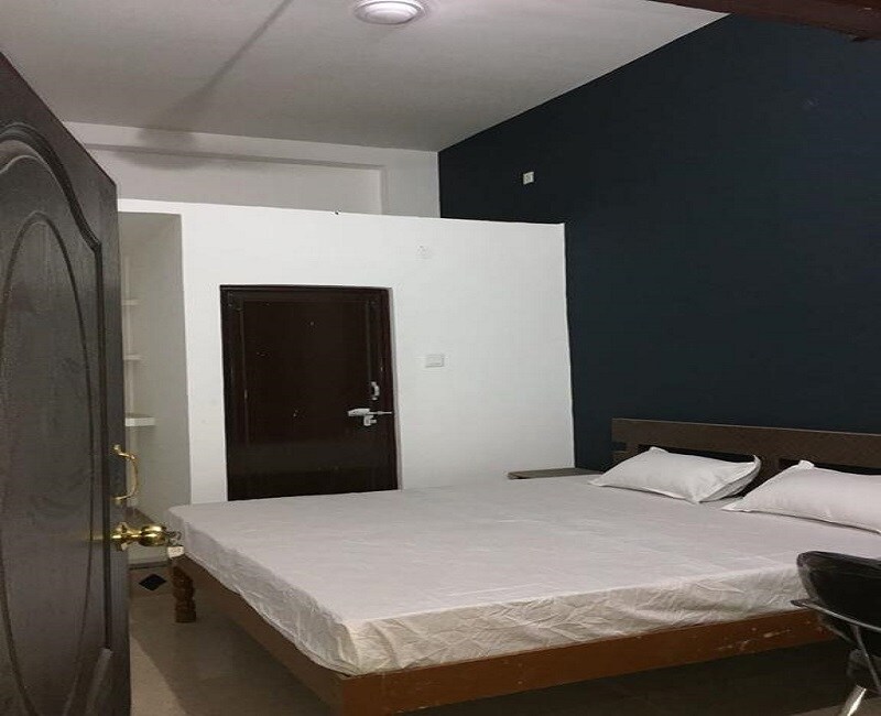 SURENDRA PALACE HOTEL - Tap to explore photos