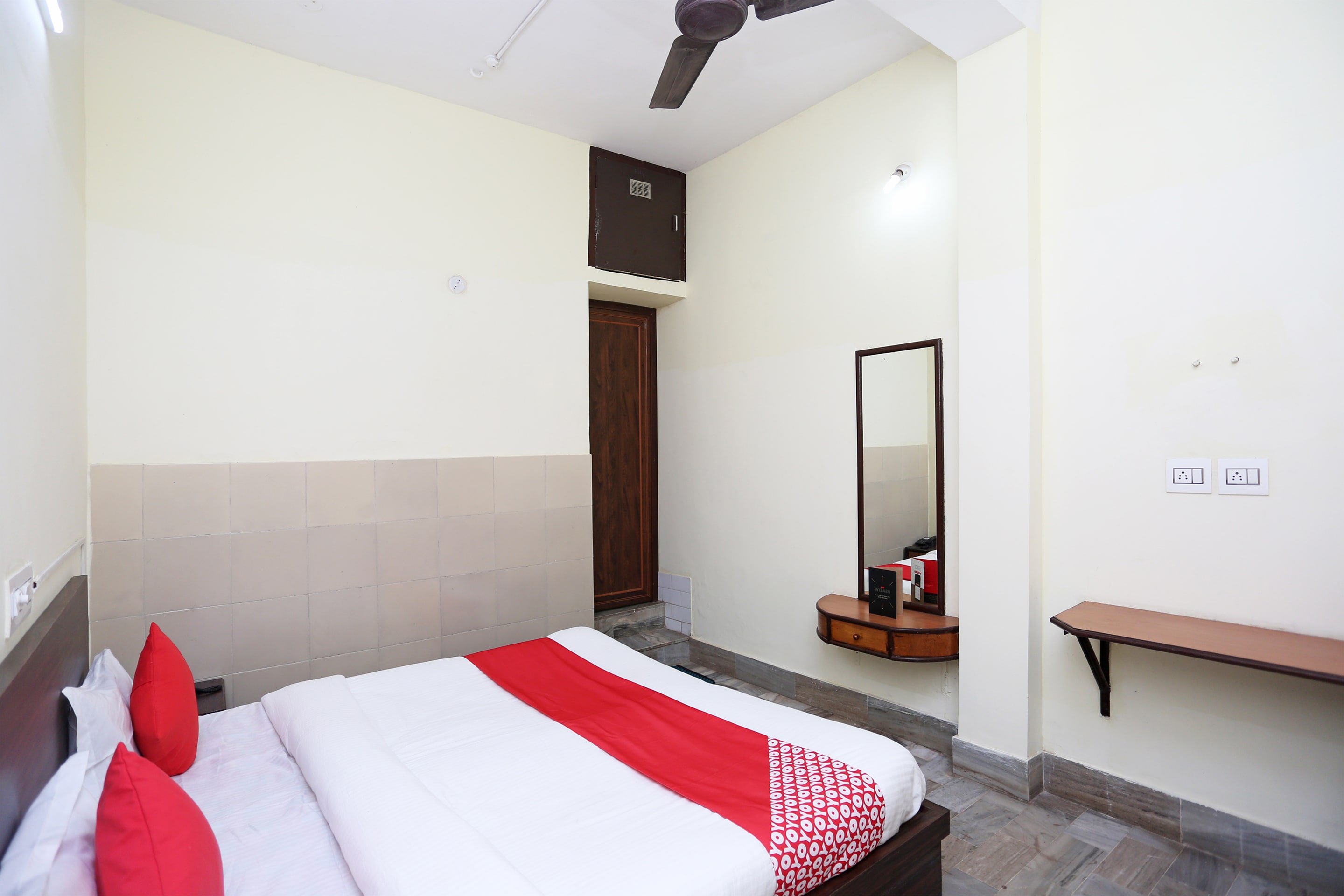 Hotel O Badambadi Bus Terminal Road Formerly Shree Ram Guest House - Tap to explore photos