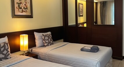 Windmill Resort Pattaya Room Type - Deluxe Cabin