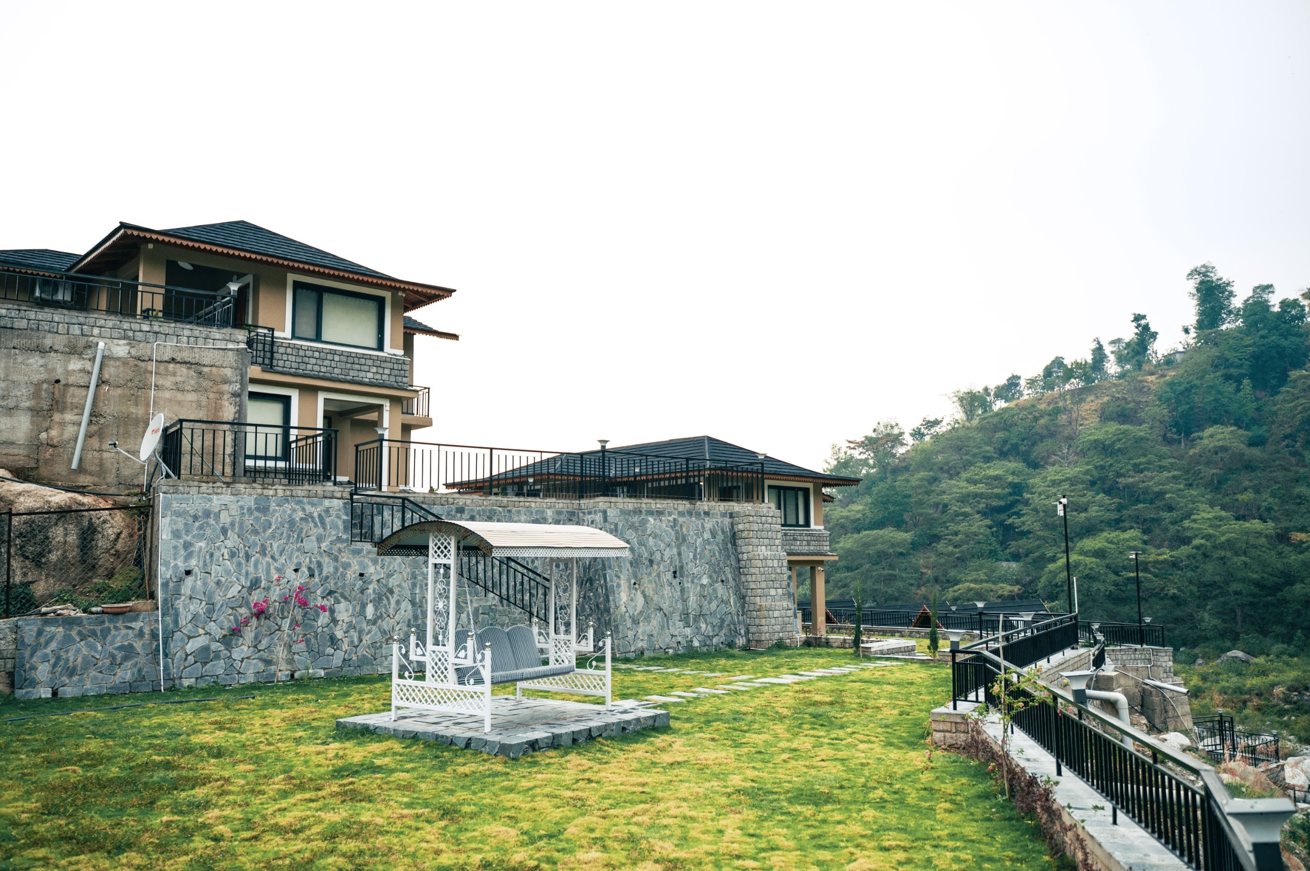 Hotel Himani Hill View Retreat, Palampur - Tap to explore photos
