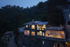 Photos of ELIVAAS Beyond the Curb Villa W/ Pvt Jacuzzi