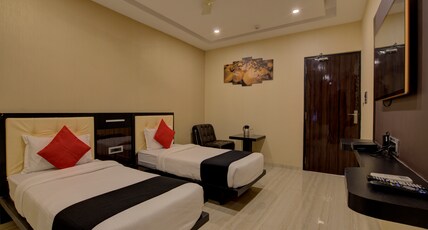 Hotel Saffron Suites Room Type - Premium