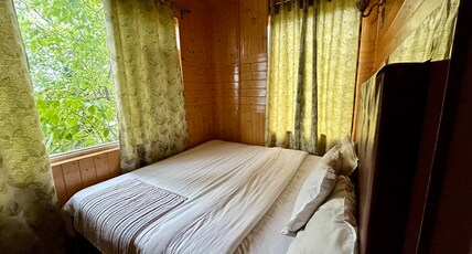 New kashmir inn Room Type - Deluxe Corner Room 2- Convertible 2BH Suite Option
