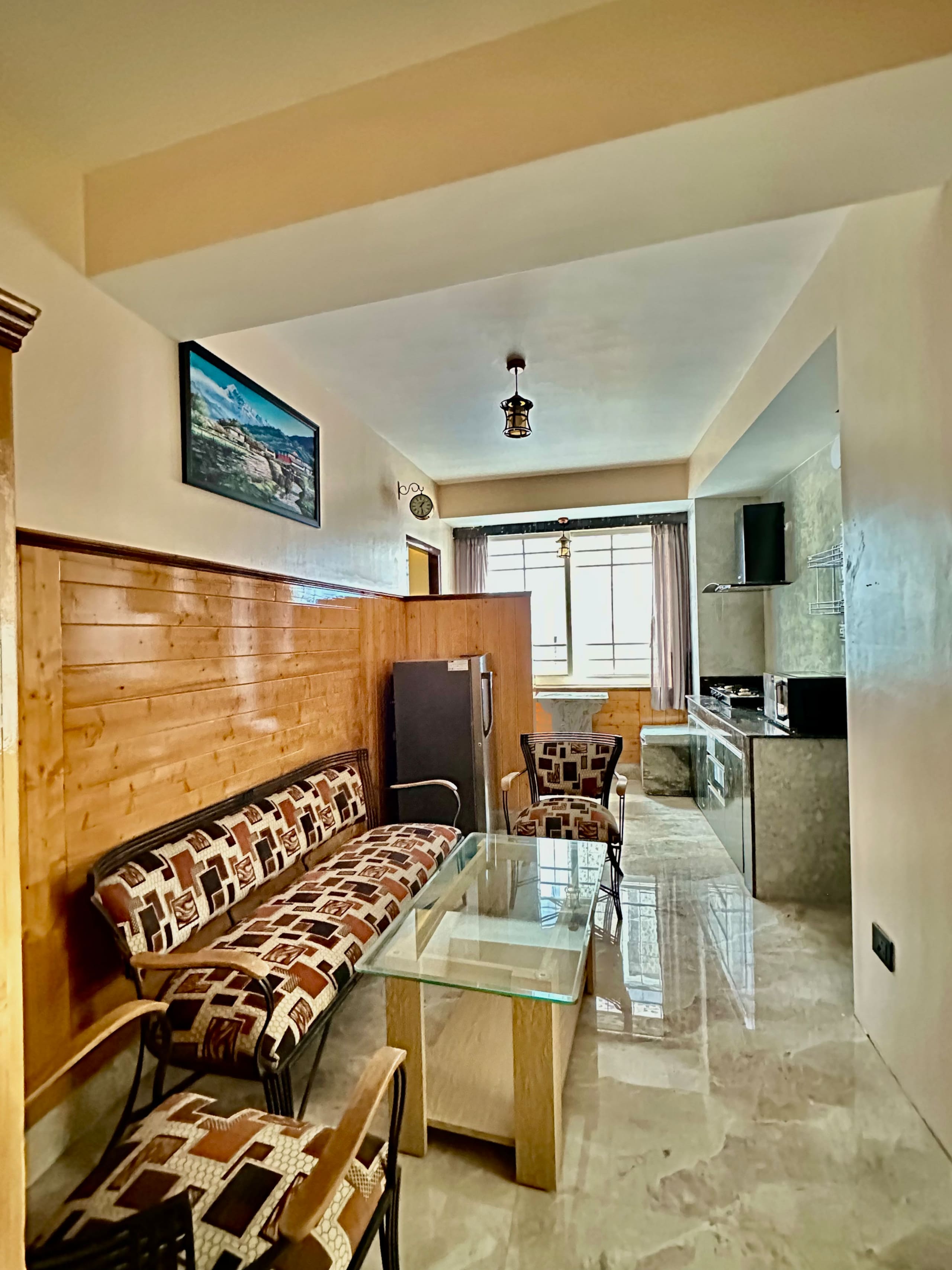 Cozy Cute 2 BHK apartment - Tap to explore photos