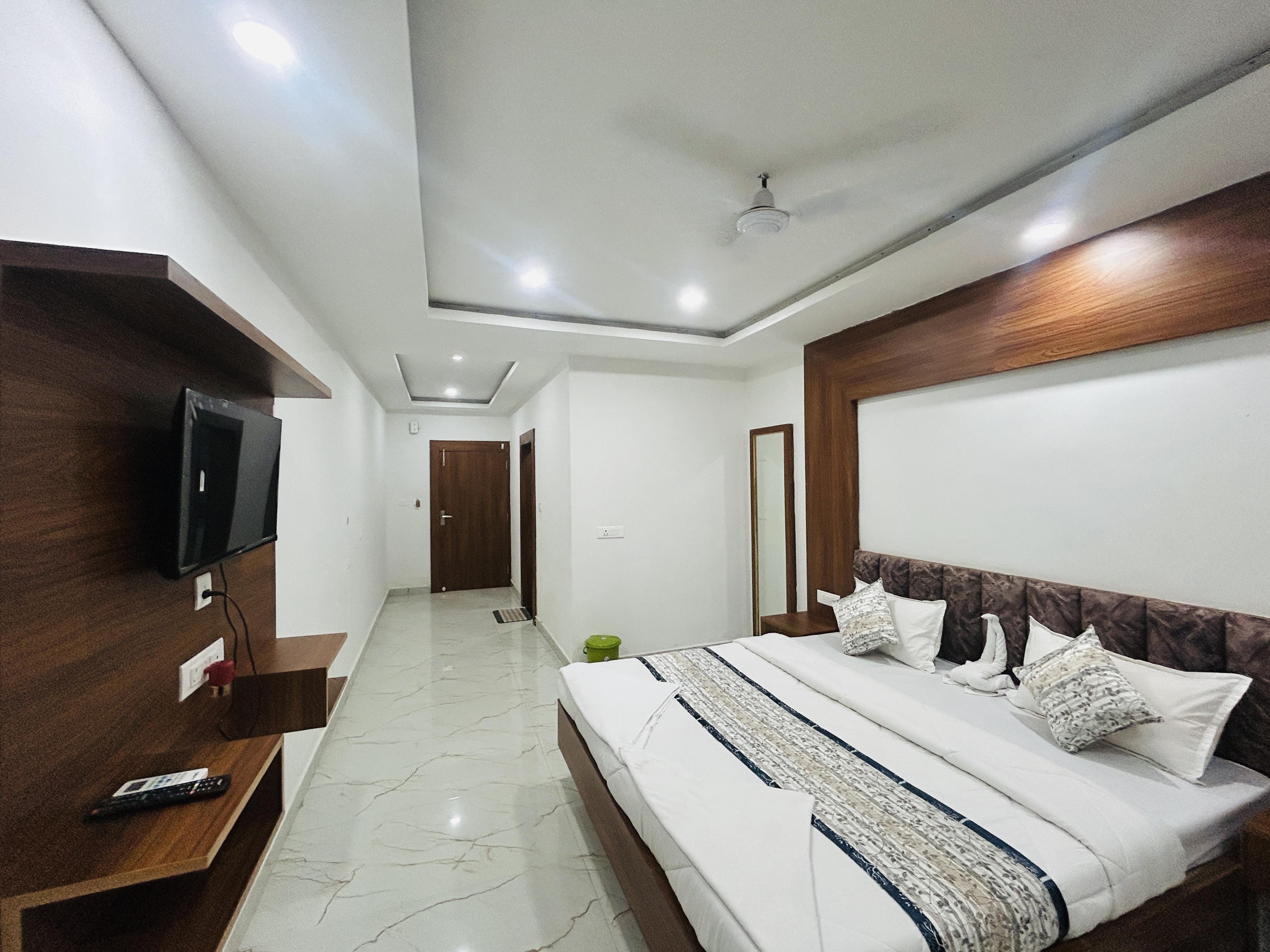 Riya Raushan Hotel & Resort - Tap to explore photos