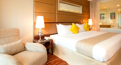 Intimate Hotel Room Type - JACUZZI ROOM N
