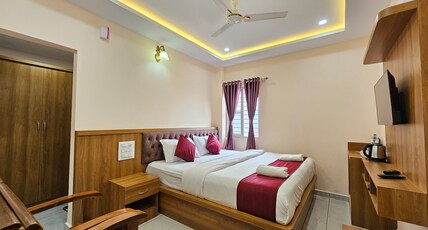 Navarathna Comforts Room Type - Standard Double Room