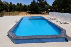 Ark Resorts