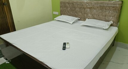 Hotel Krishna Ravi Inn Banquet Hall Room Type - Standard Room