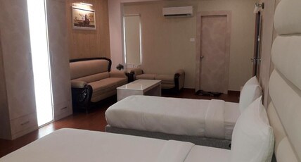 Ratana International Room Type - Family Suite